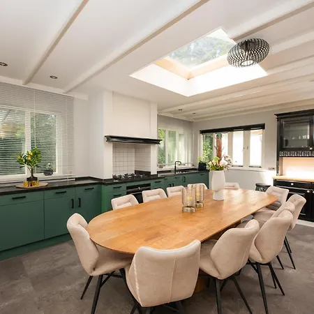 Villa Groepsvilla | 12 Personen