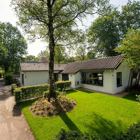 Groepsvilla | 12 Personen Villa Apeldoorn