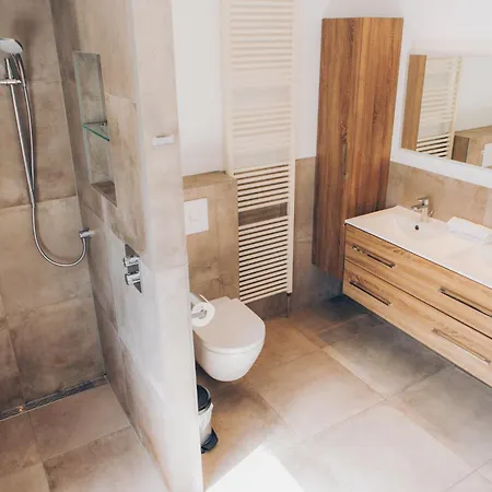 Groepsvilla Met Hottub & Sauna | 12 Personen Villa Apeldoorn