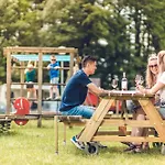 Villa Groepsvilla Met Hottub & Sauna | 12 Personen