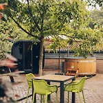 Groepsvilla Met Hottub & Sauna | 12 Personen Villa Apeldoorn