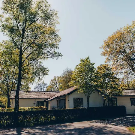 Groepsvilla Met Hottub & Sauna | 12 Personen Βίλα