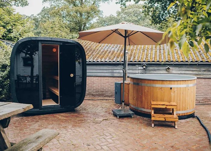 Ruime Groepsvilla Voor 12 Personen Met Terras En Tuin