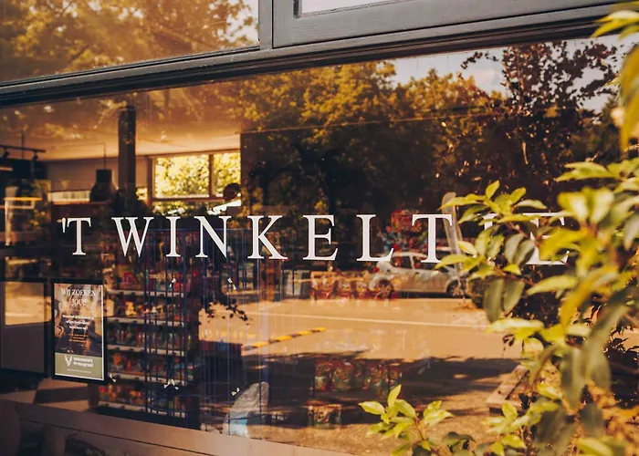 Ruime Groepsvilla Voor 12 Personen Met Terras En Tuin ヴィラ *